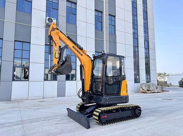 Гусеничный экскаватор MN35